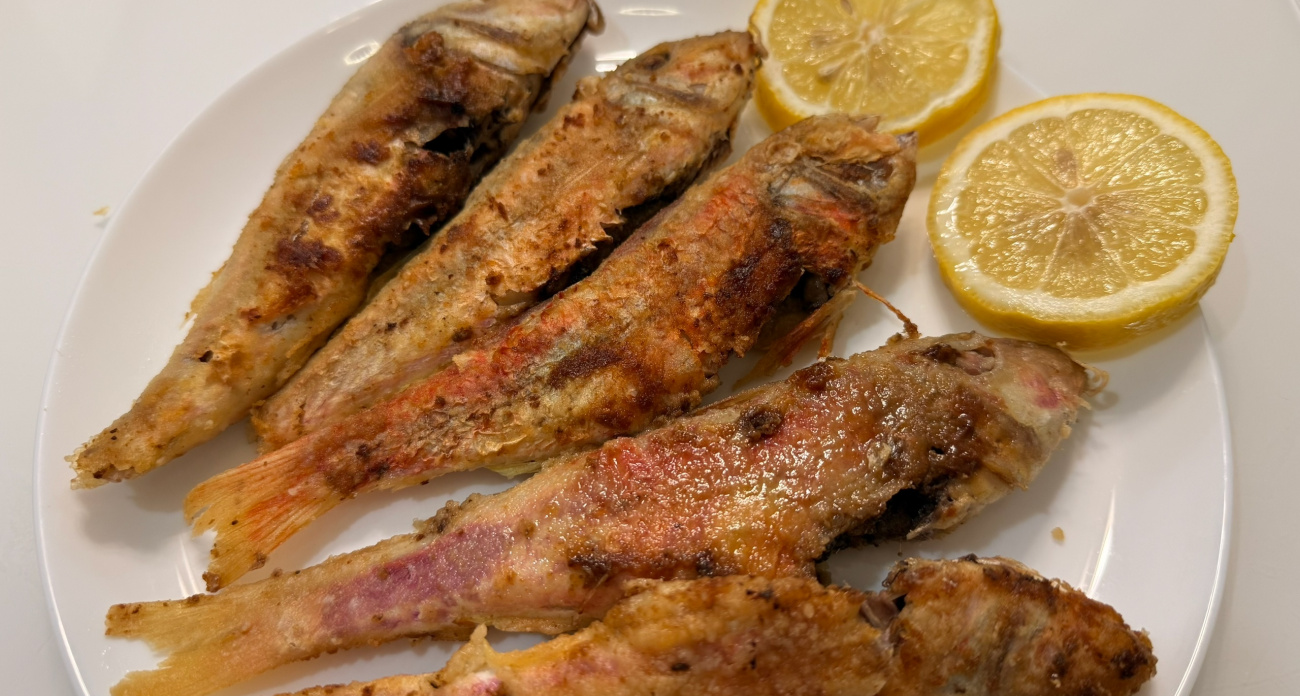 Беру эту дешевую рыбу килограммами: вкуснее лосося и полезнее форели