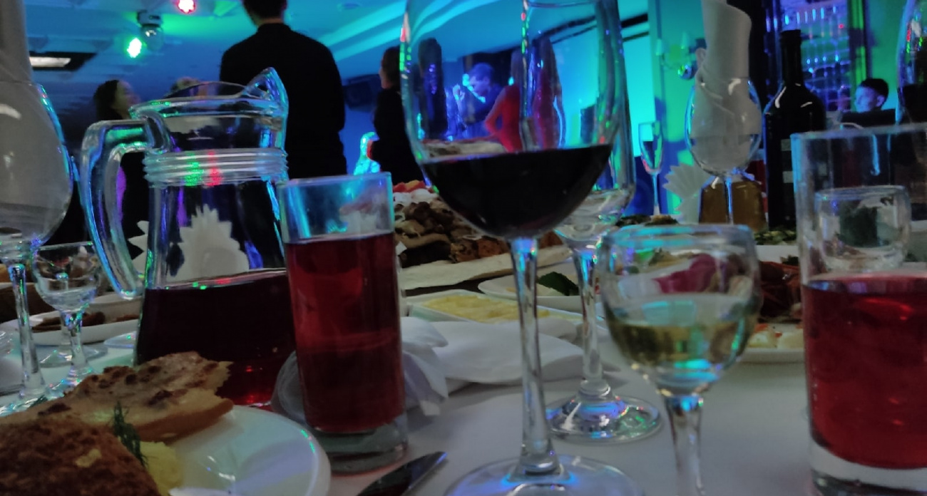 Пить и не пьянеть: главная привычка Сталина, которая позволяла оставаться трезвым на долгих застольях