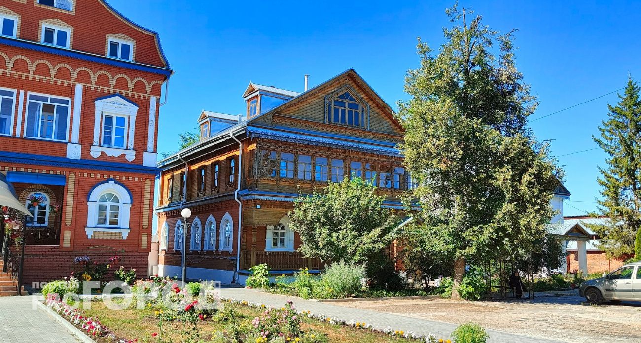 Почему в США не ставят заборы, а в домах - стеклянные двери, в то время, как у нас строят крепости