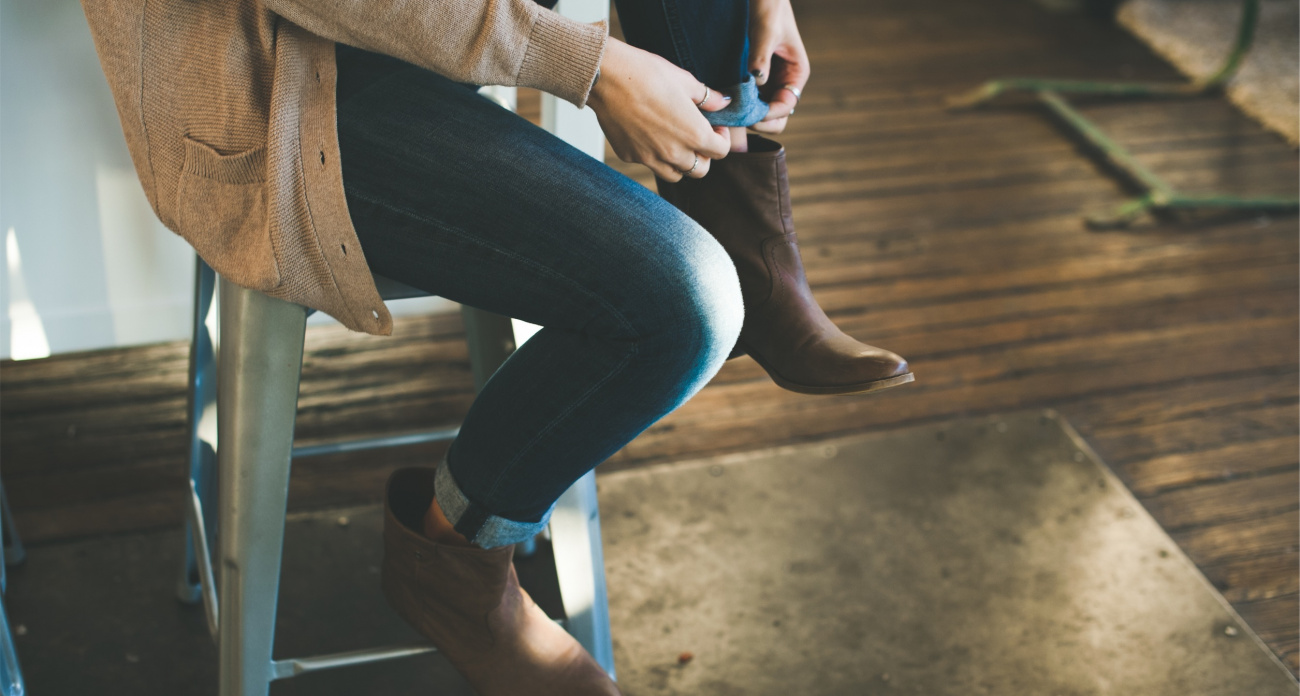 Почему американцы до сих пор ходят дома в обуви: как узнала – сама начала ходить