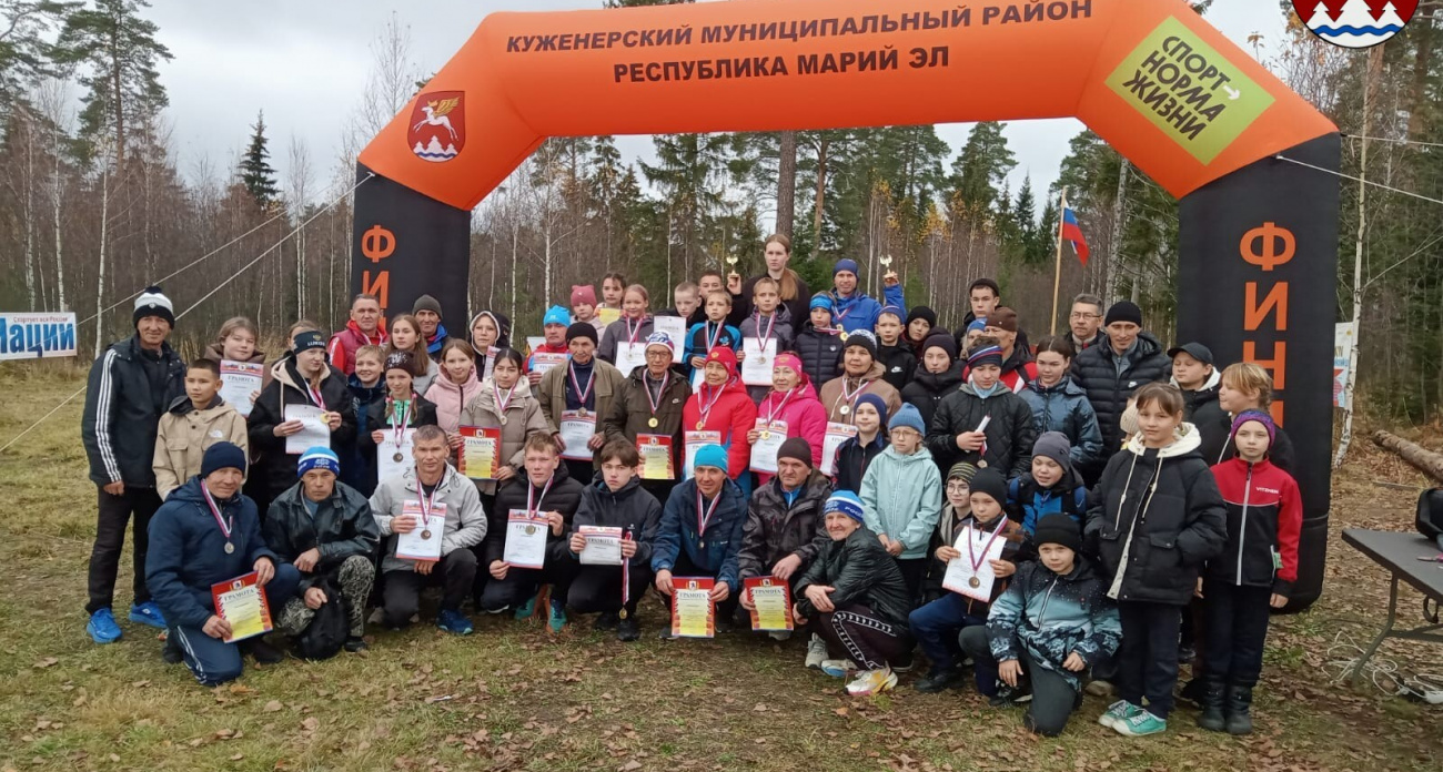 Лыжный кросс в октябре пробежали 100 человек в Куженерском районе