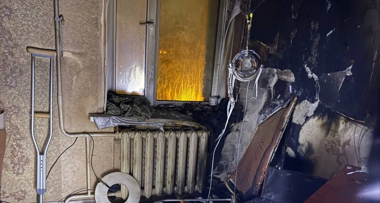 Йошкаролинец проснулся у себя дома от капающего на него раскаленного потолка