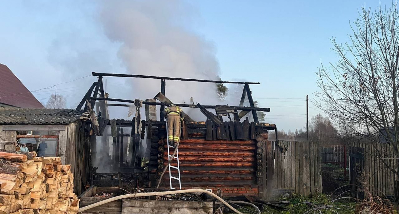 В Оршанском районе затопленная баня превратилась в пепелище