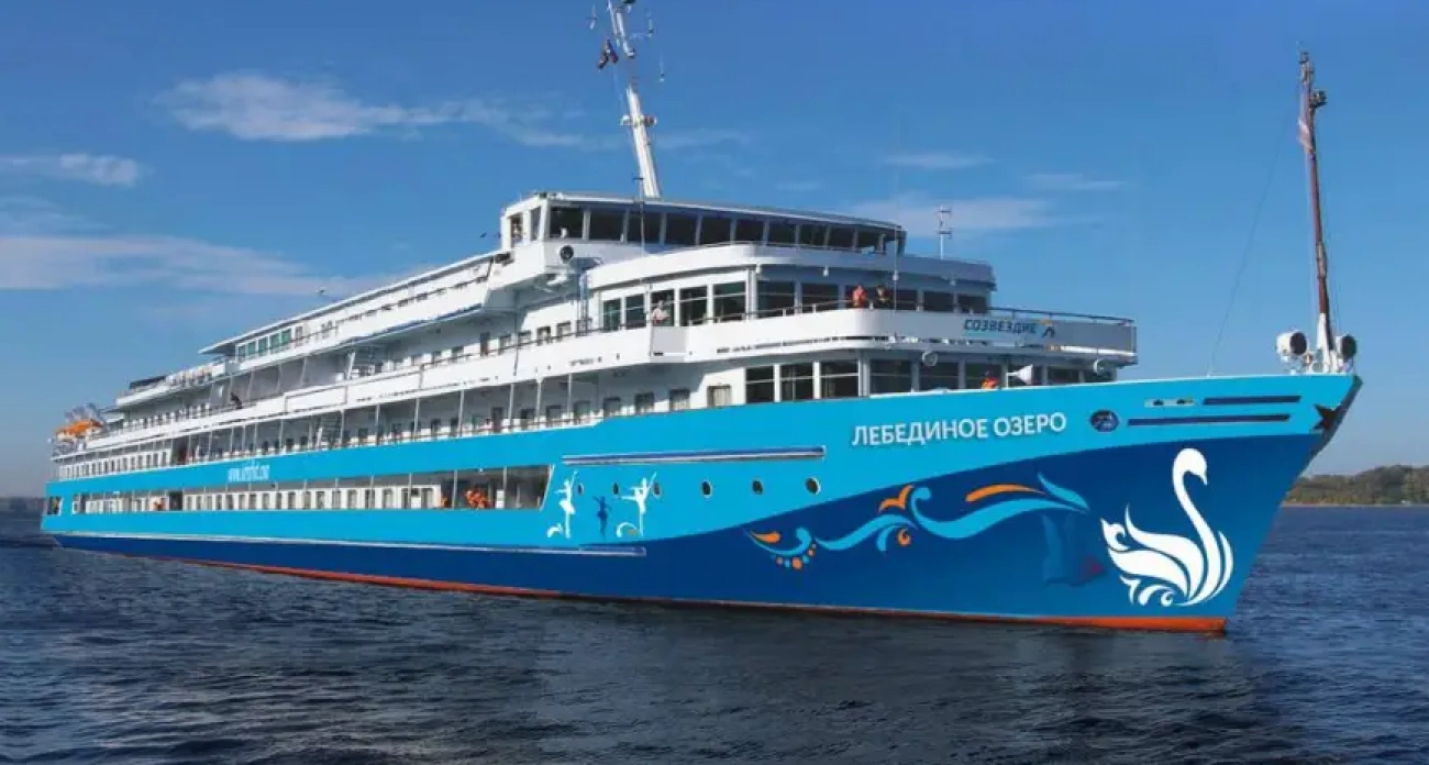 Четырехпалубный гигант завершит навигацию в Козьмодемьянске