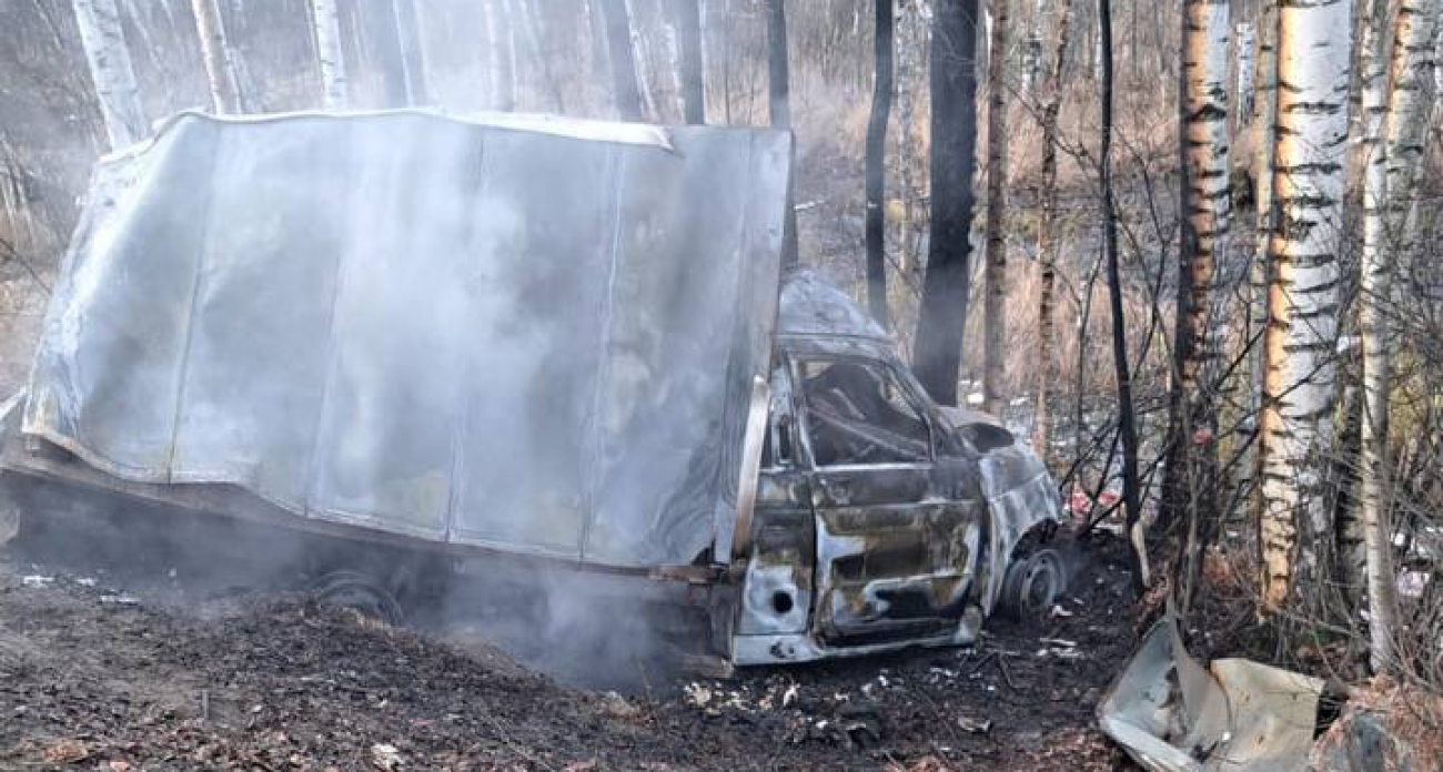 УАЗ врезался в дерево и загорелся на трассе «Вятка» в Марий Эл