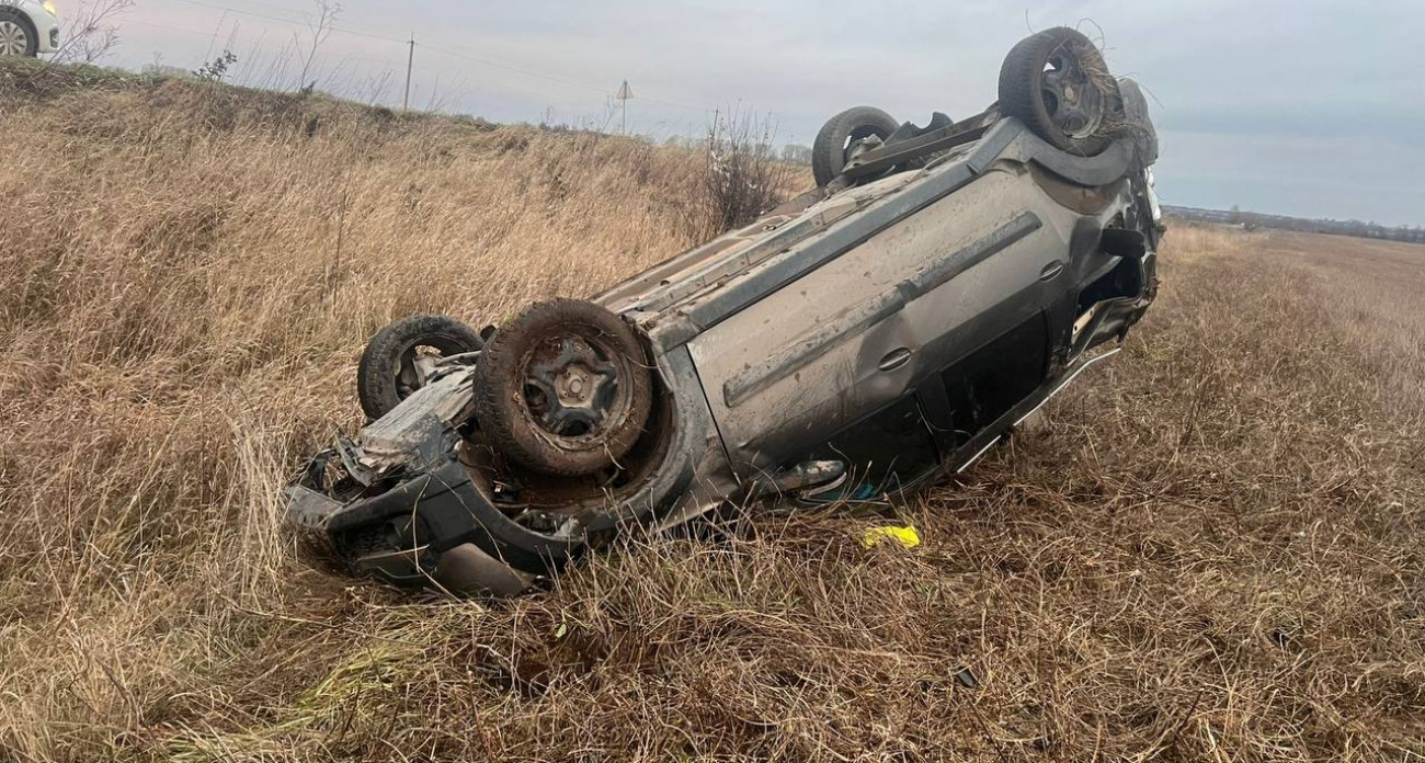 Водитель "Лады" погиб рано утром, разогнавшись на дороге в Параньгинском районе