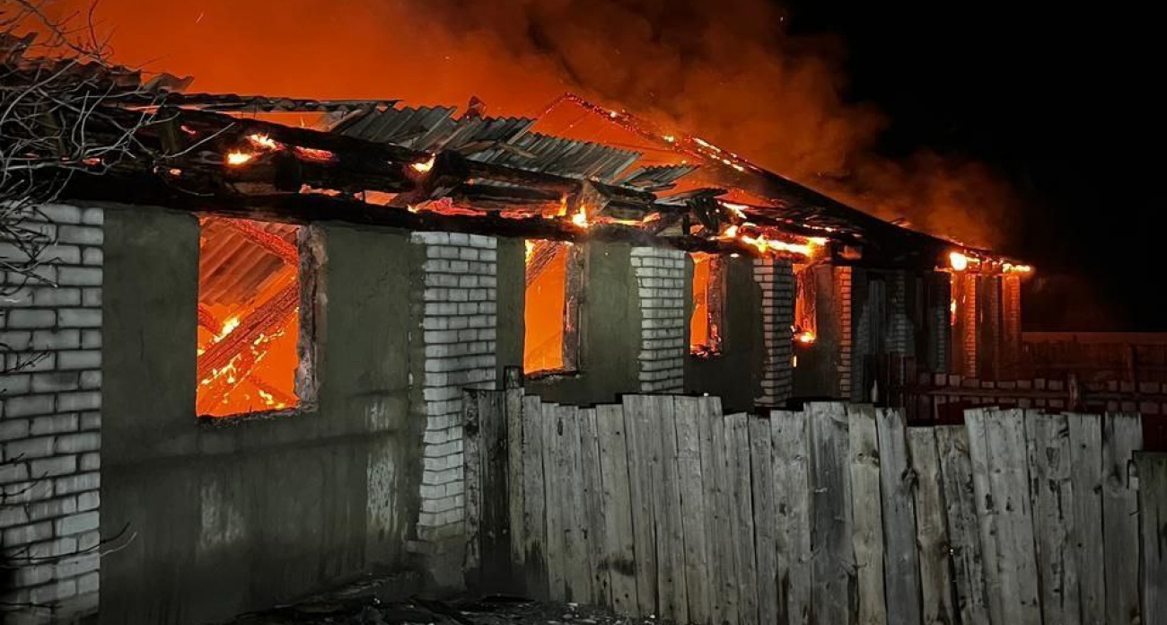 Крупный пожар на складе угля всю ночь тушили в Моркинском районе