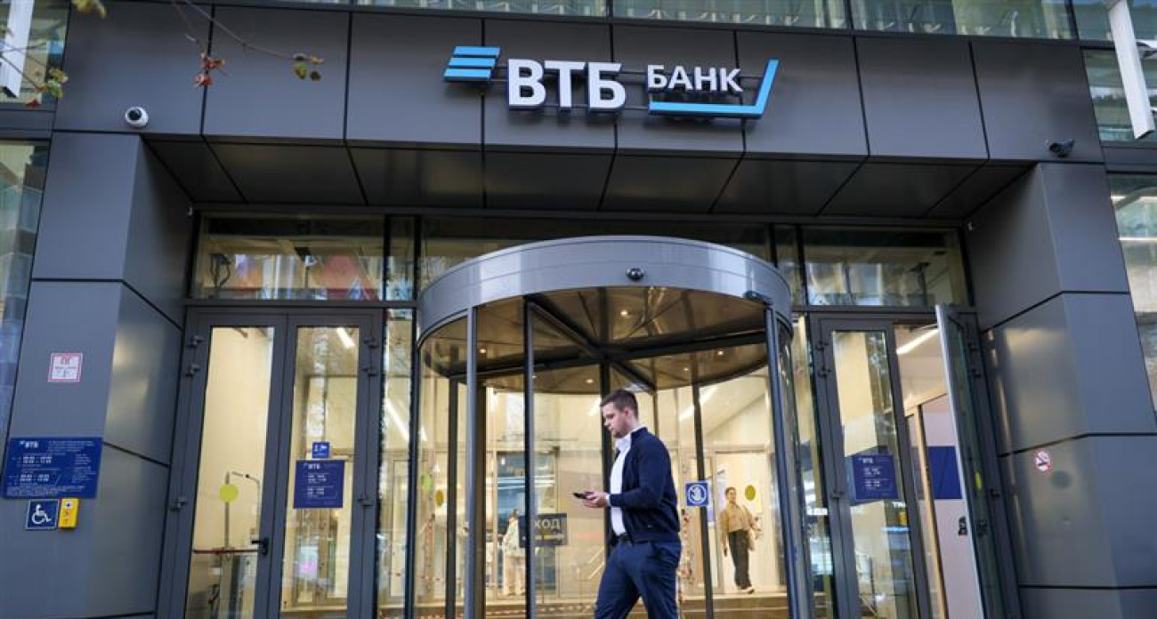 Дмитрий Пьянов из ВТБ представил пьесу про безумные качели рубля и возможный пакт ЦБ с властями