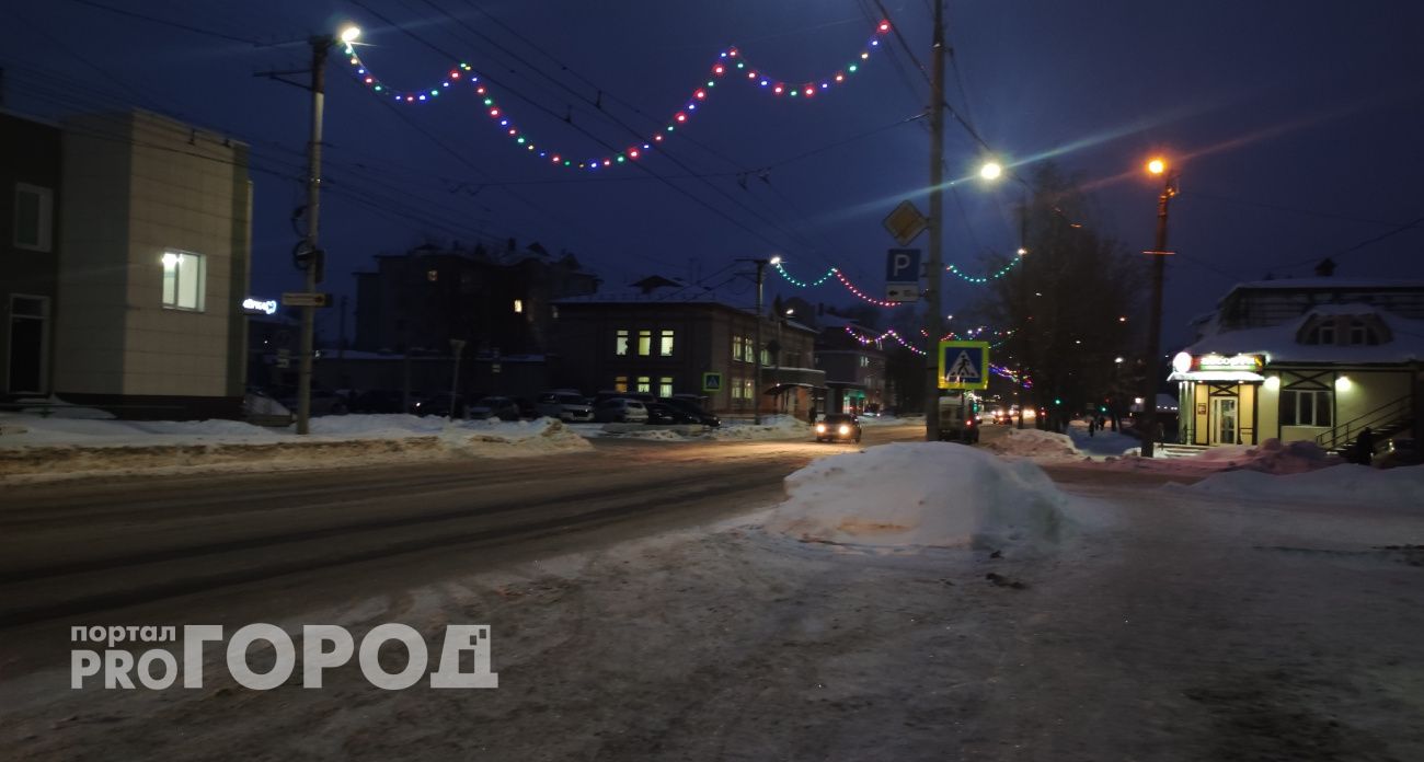 "Гранта" сбила женщину на переходе в Медведево: на месте ГАИ