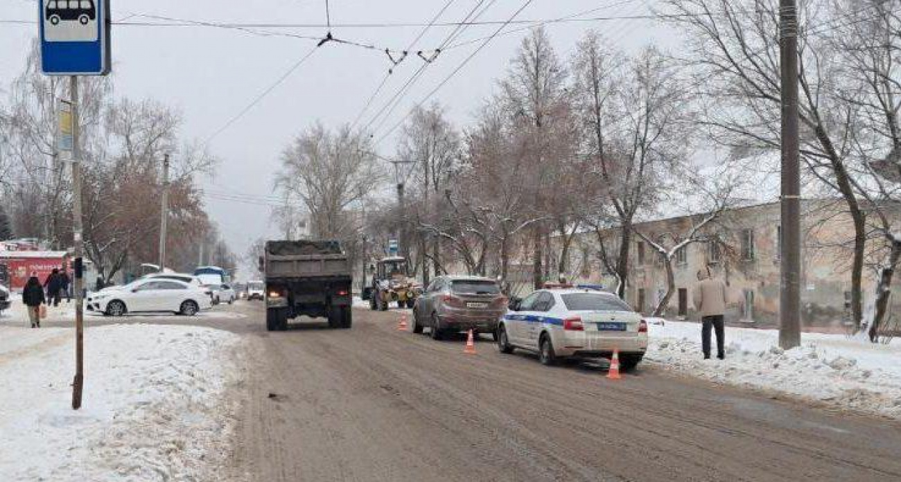 10-летняя девочка не там перешла дорогу и попала под колеса в Йошкар-Оле