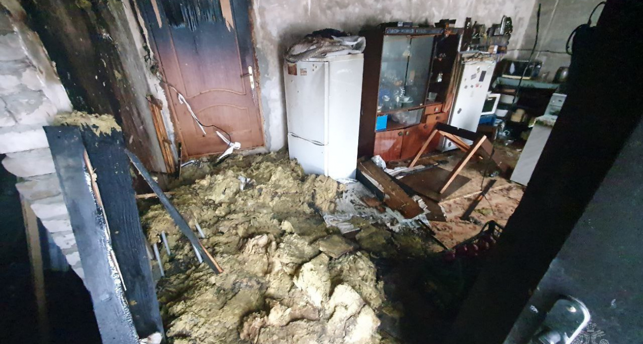 В Оршанском районе парень выпрыгнул из окна чтобы спасти свою бабушку от огня