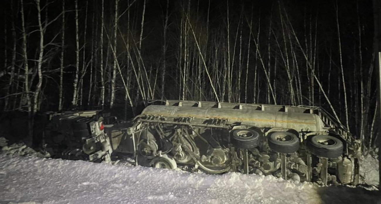 Легковушка перевернула многотонную фуру Моркинском районе
