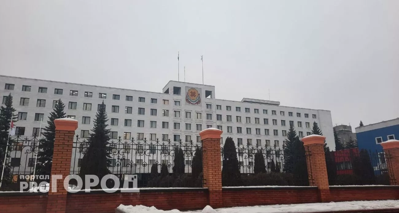 Историческое решение о флаге республики и новая школа в Йошкар-Оле: главные новости за 26 декабря