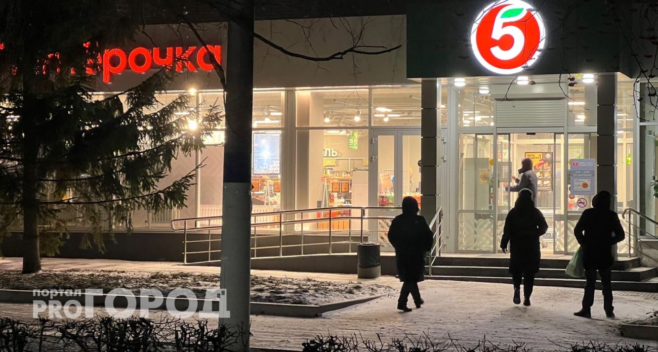 Тупой и еще тупее: люди с этими привычками в магазине раздражают всех окружающих