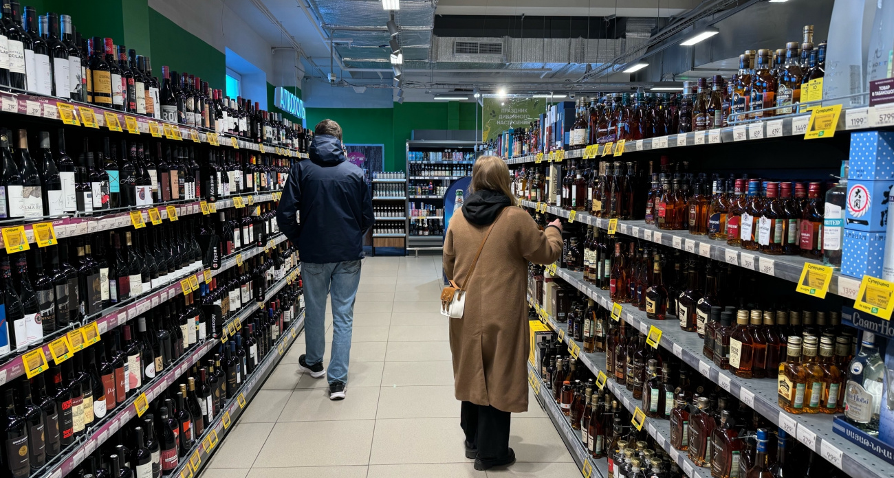 "Испортит весь Новый год": не вздумайте брать эти марки шампанского