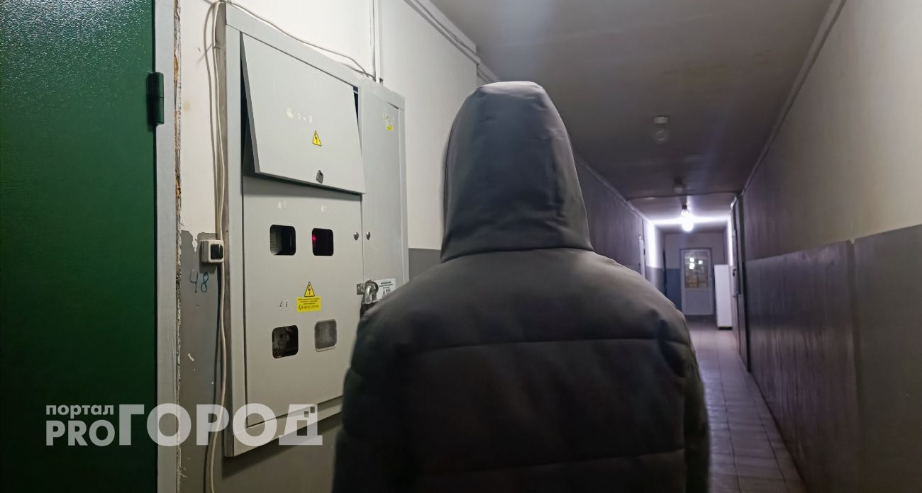 Любителей покурить в подъездах начали ловить и наказывать в Марий Эл