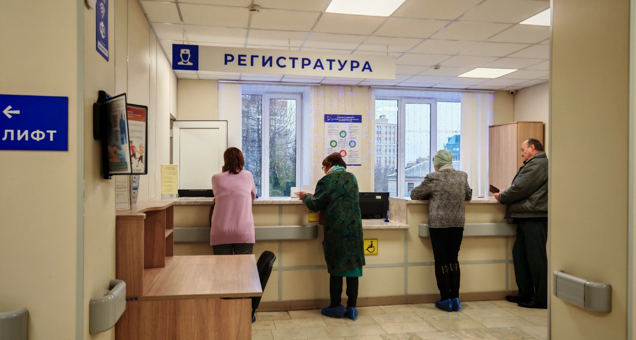 Всем российским пенсионерам будут бесплатно вставлять зубы: в ГД готовят новый закон