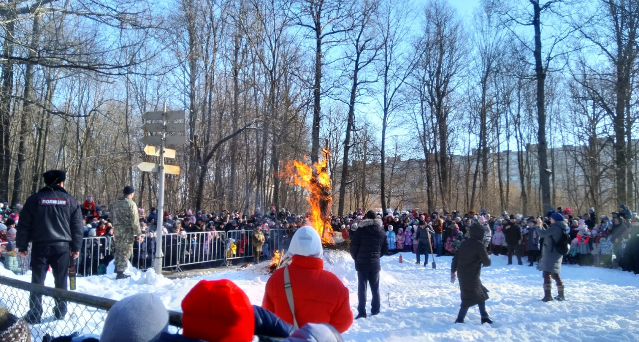 Россиян ждут длинные выходные и сокращенная неделя: февраль готовит сюрприз