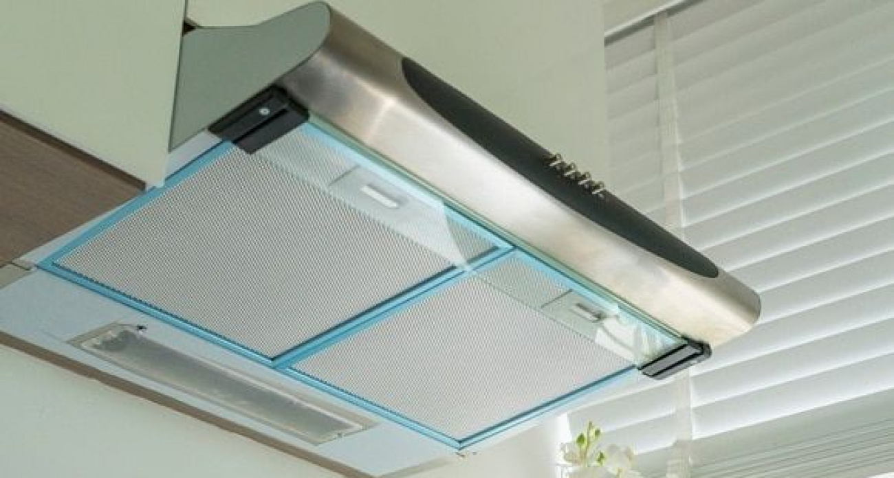 Кухонные вытяжки больше не в моде: вот как теперь люди избавляются от запахов еды