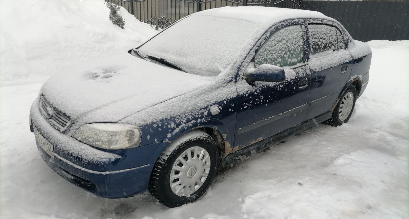 Утро козьмодемьянца началось со вспыхнувшей в снегу машины