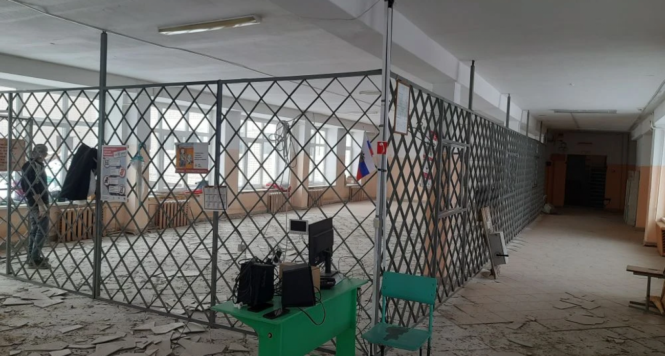 В Юринской школе начался масштабный ремонт: заменят старую проводку и полы за 100 миллионов