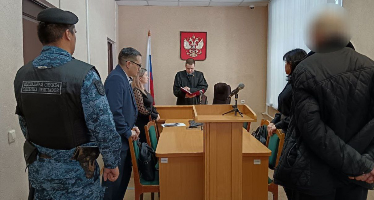 Житель Звенигово превратил лежачую 90-летнюю мать в боксерскую грушу и чуть не убил ее