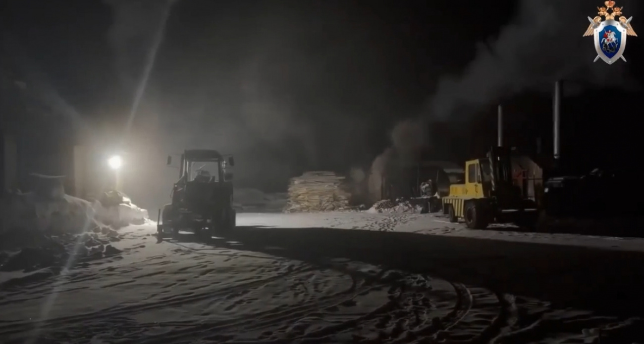 Окровавленный труп мужчины нашли на производстве угля в Оршанском районе