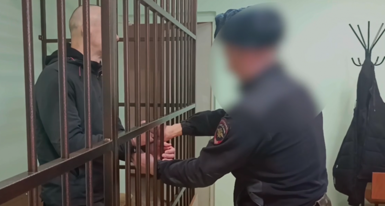 В Медведевском районе мужчина подобрал на улице сверток и теперь сядет на 3 года