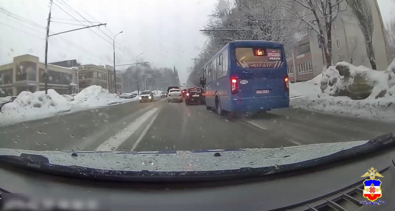 Операцию с погоней за автобусом развернула ДПС в Йошкар-Оле, чтобы помочь маме встретиться с дочкой