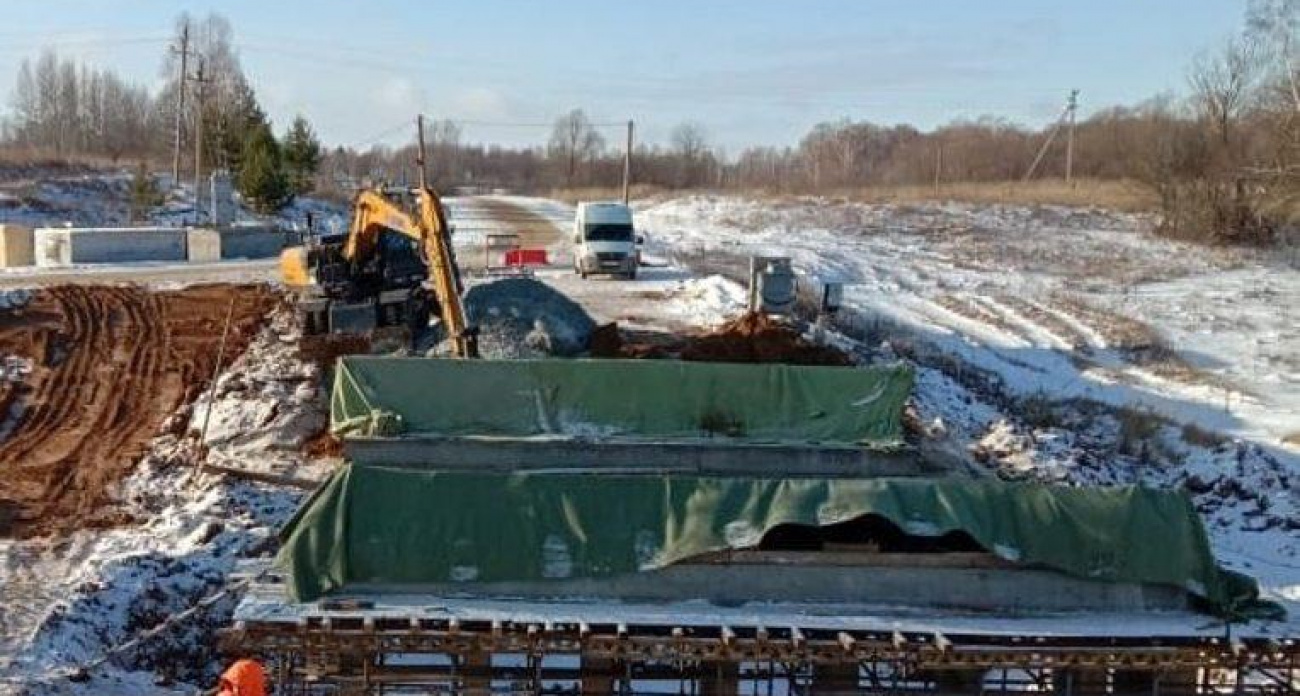 Жители Горномарийского района получат новый асфальт, урны и скамейки