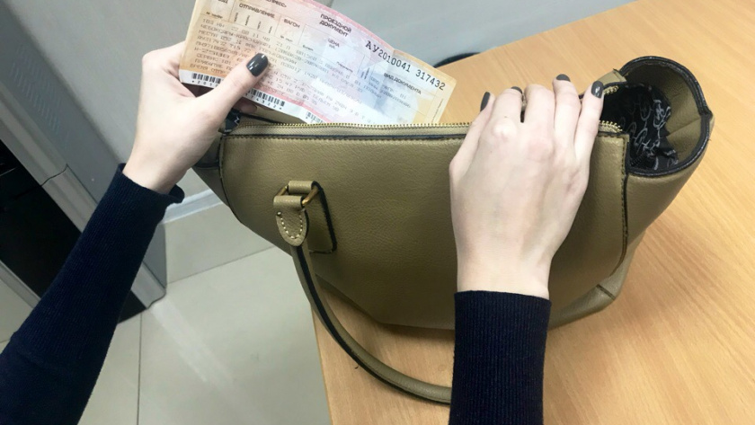 Эти сумки превращают женщину в бабку: 6 вариантов, которые давно вышли из моды