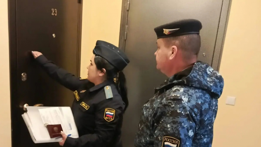 Парень из Медведевского района пытался скрыться от армии, но его заставили заплатить