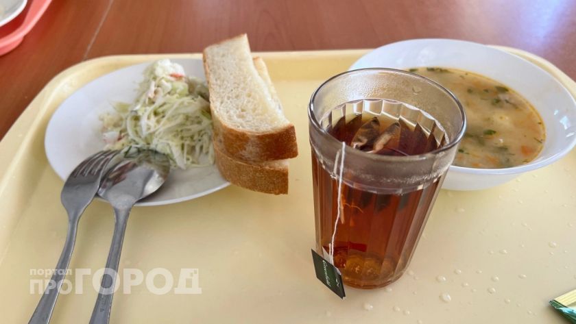 Всю жизнь не знали: вот для чего нужны бирки на чайных пакетиках на самом деле