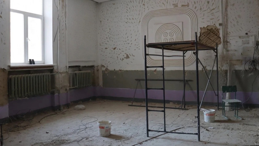 16 школ Марий Эл ждёт капремонт: в Йошкар-Оле уже меняют окна, проводку и выравнивают стены