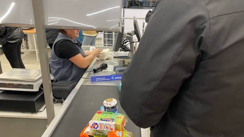 Вы не обязаны это делать: 5 незаконных требований продавцов в магазинах  как дать отпор и отстоять свои права