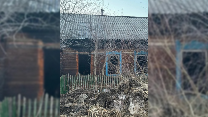 В Йошкар-Оле подожгли 3-квартирный дом