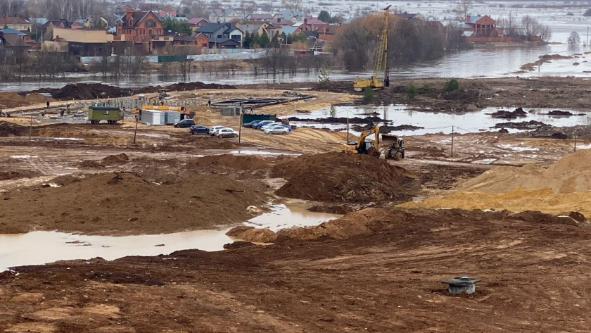 Луга у Тёплой речки в Йошкар-Оле ушли под воду