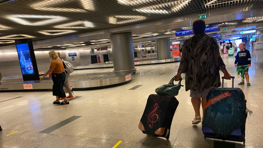 Не пустят в самолет даже с билетами: новая ловушка с чемоданом в аэропорту