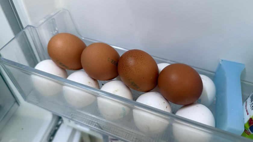 Можно и полезно ли есть сырые яйца  запомните раз и навсегда