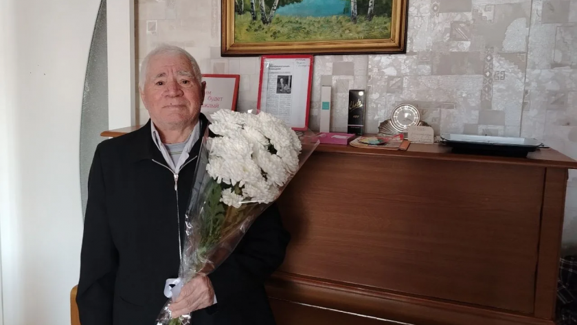 Единственный в Йошкар-Оле блокадник Ленинграда рассказал о жизни после эвакуации: Воспитывался в детдоме, выживал, музыка меня спасла