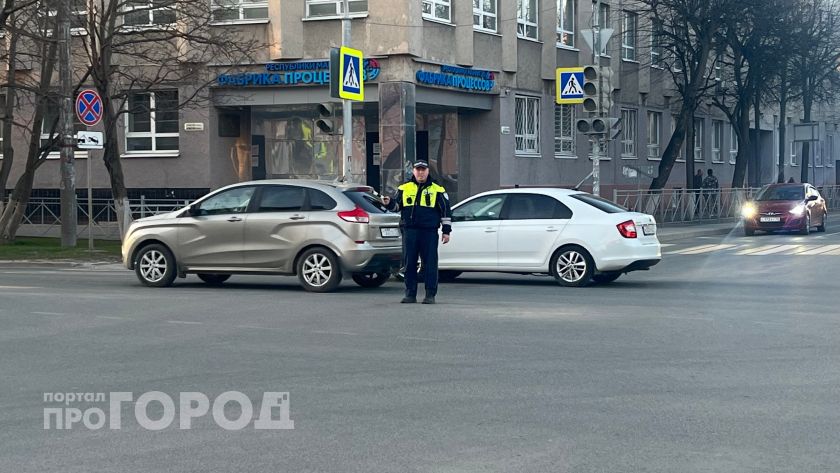 В Йошкар-Оле сузили дорогу из-за ремонта теплосетей