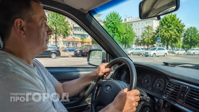 Можно ли ехать за рулем, если забыл дома права: юрист ответил точно