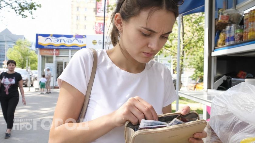 Никогда не храните чеки в кошельке: вот почему это притягивает безденежье - и нет, это не эзотерика