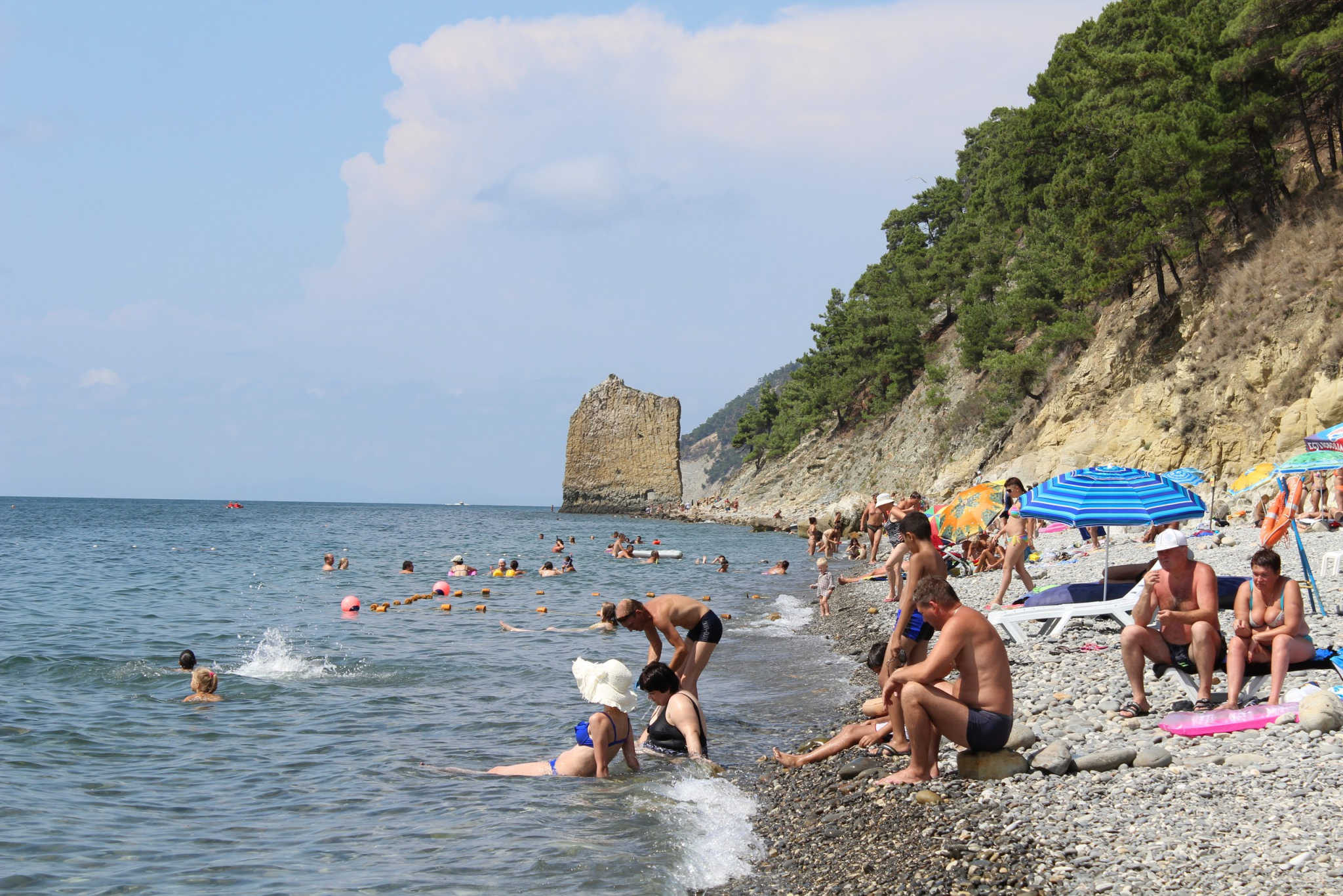 Названы самые популярные в России курорты на лето