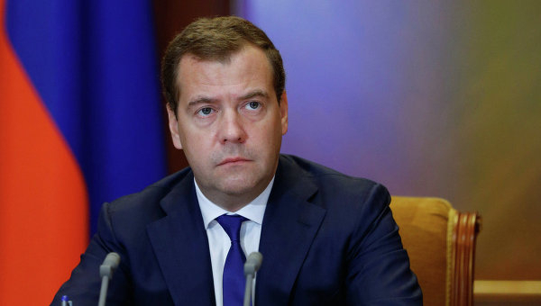 Дмитрий Медведев предложил снизить ставку по ипотеке