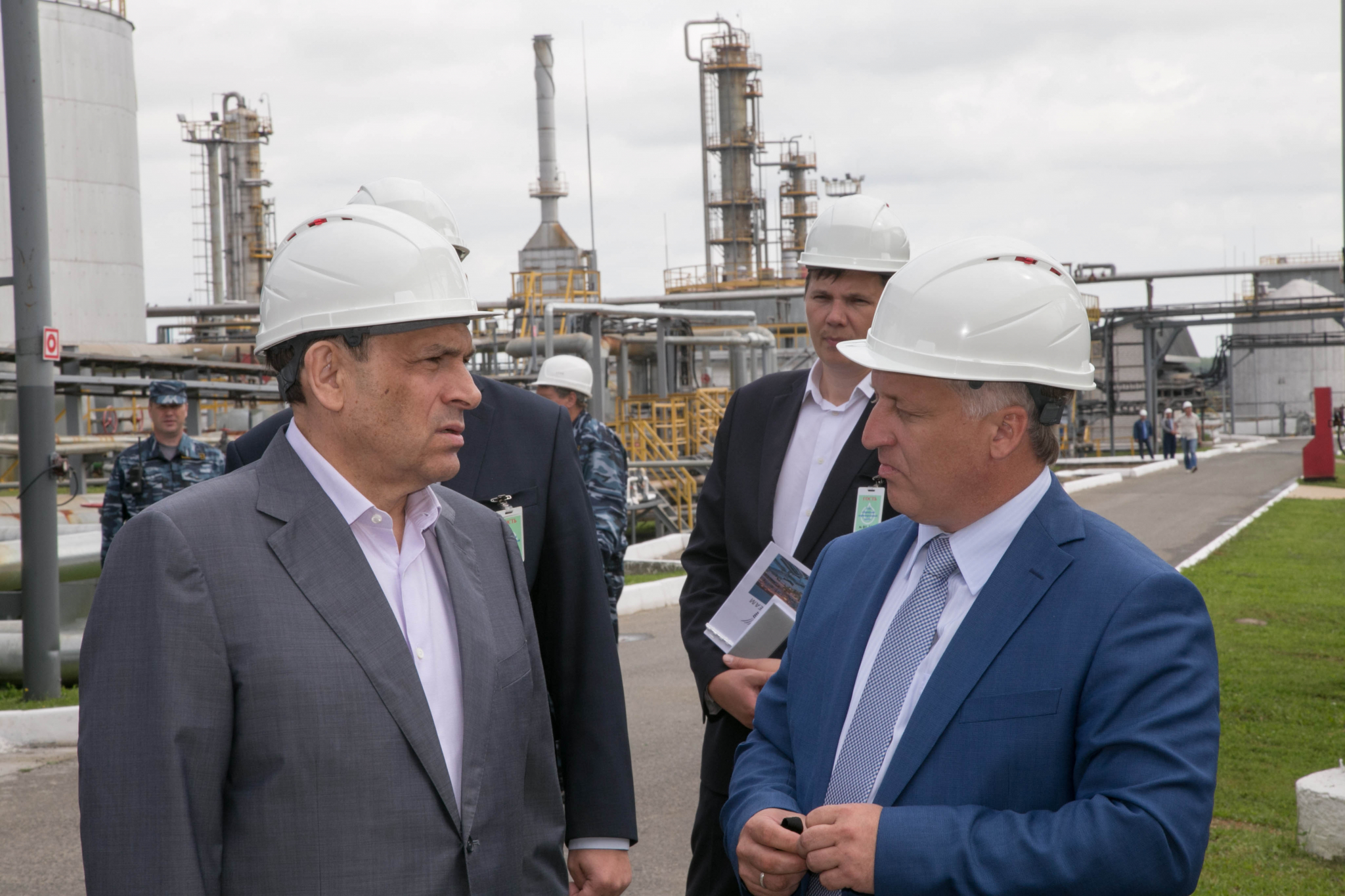 Врио Главы Марий Эл посетил нефтеперерабатывающий завод