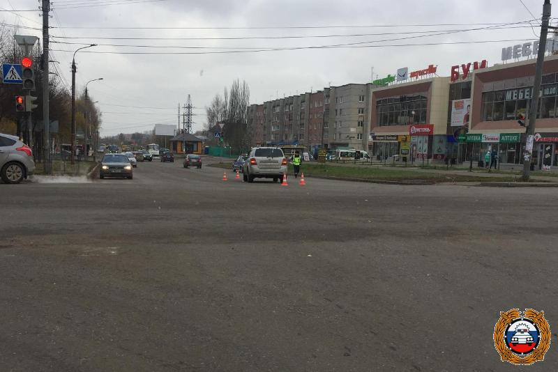 В Йошкар-Оле водитель сбил пенсионерку на светофоре