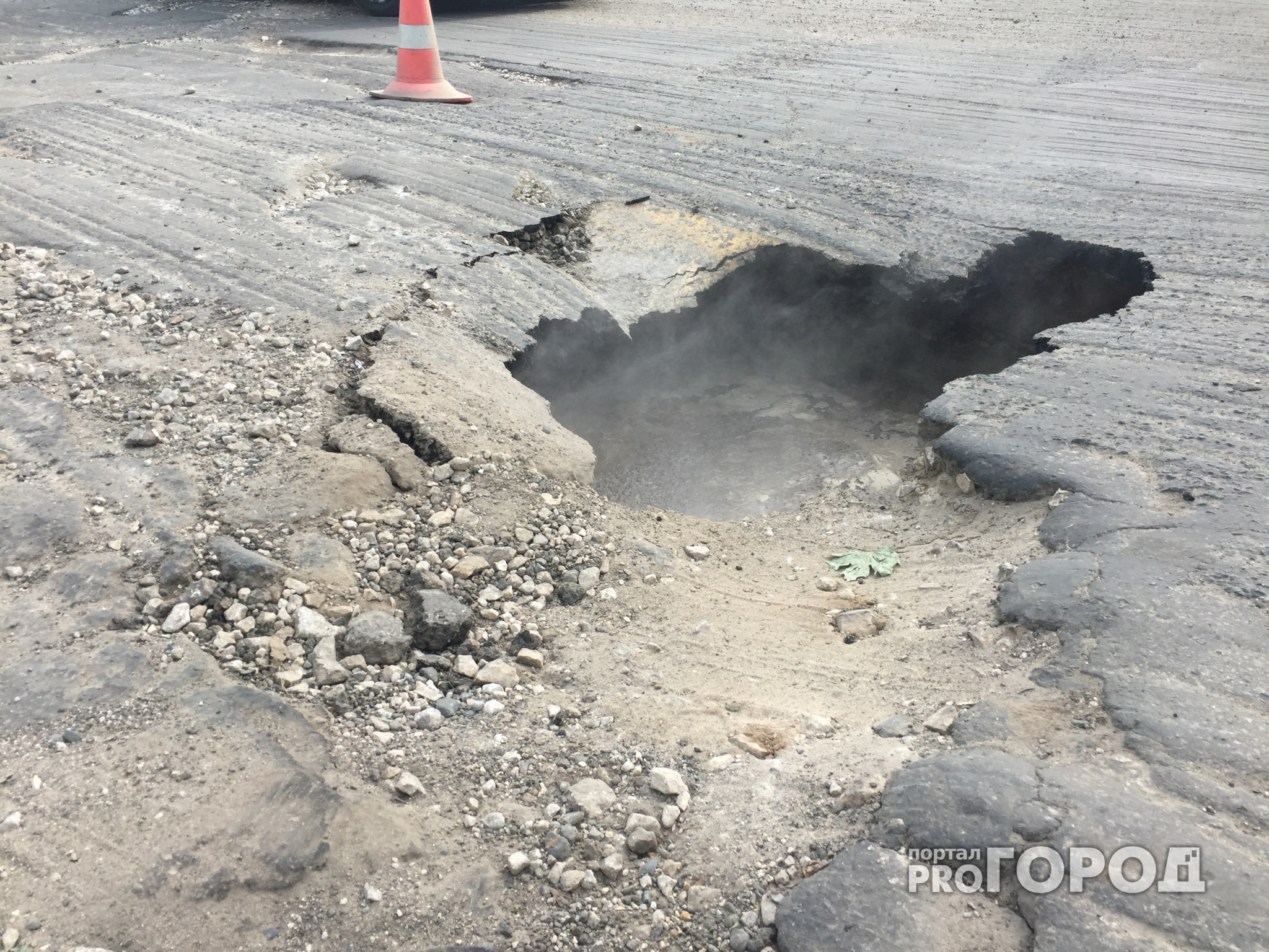 В Марий Эл разбитую дорогу отремонтировали только после «пинка»