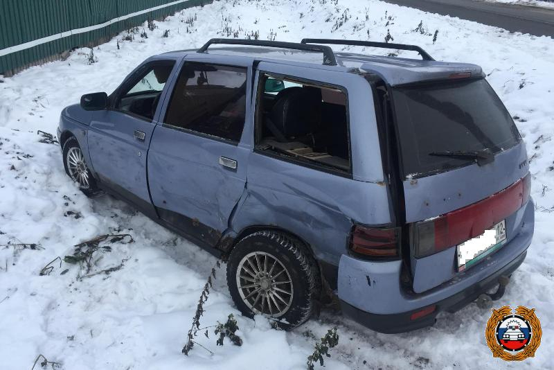 В Йошкар-Оле столкнулись ВАЗ-2111 и Chevrolet, есть пострадавшие