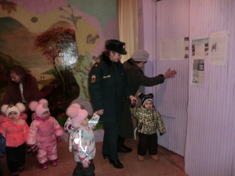 В Марий Эл маленьких детей эвакуировали из детского сада